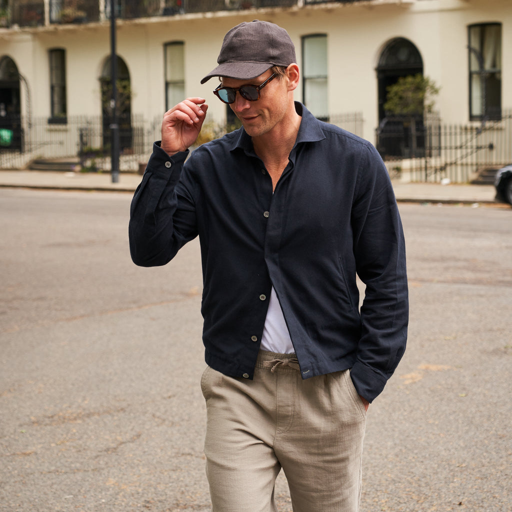 Blouson court noir en flanelle italienne recyclée
