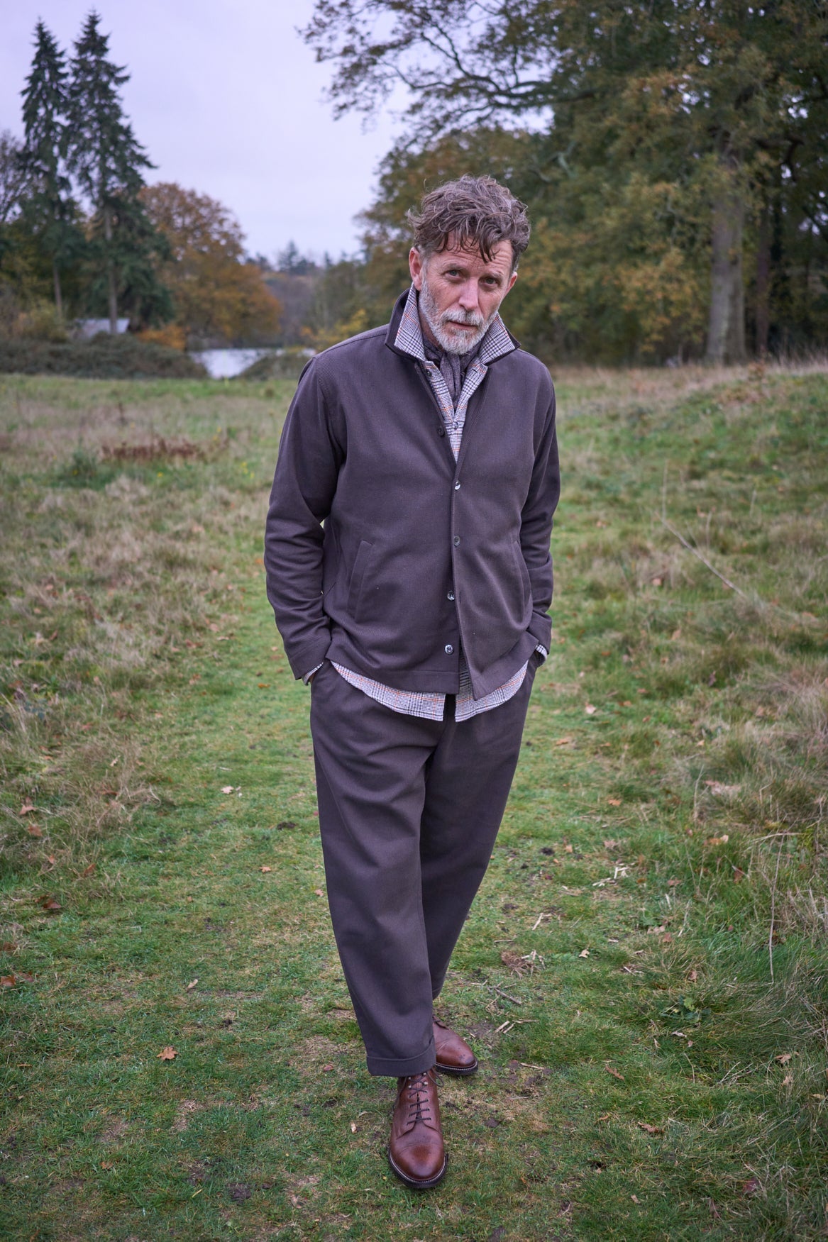 Costume homme en sergé recyclé chocolat