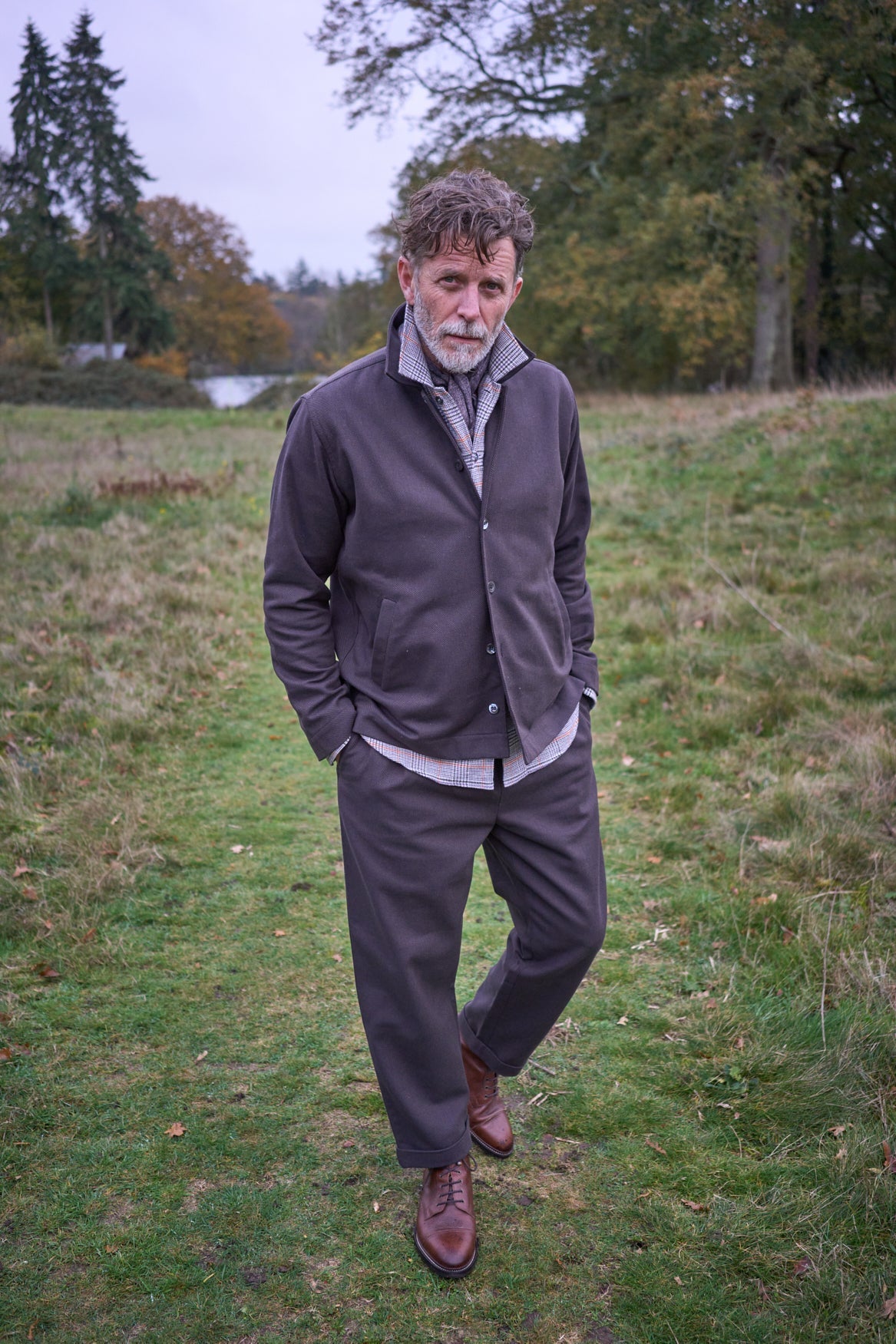 Costume homme en sergé recyclé chocolat