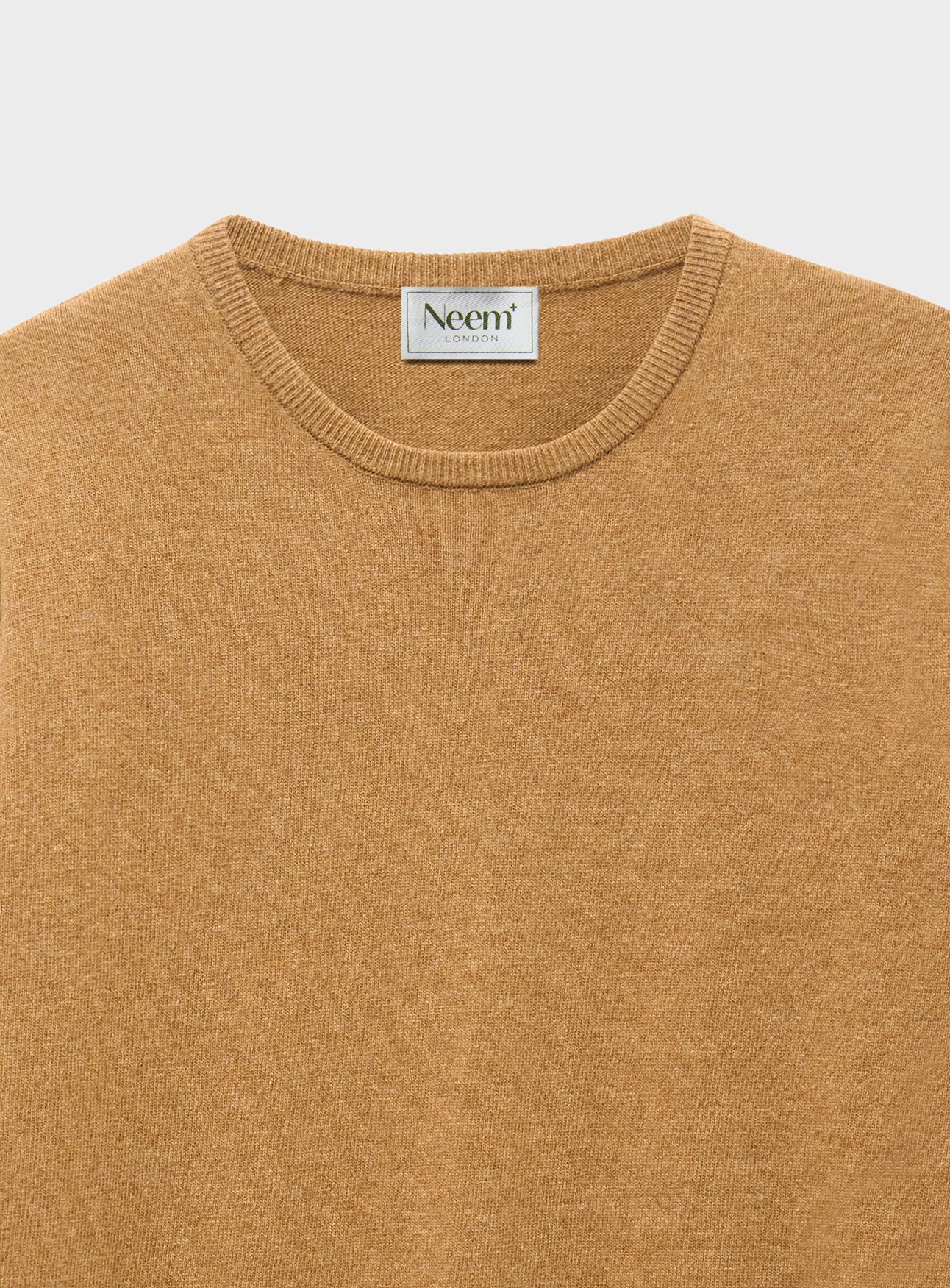 Col roulé en maille de laine italienne recyclée beige