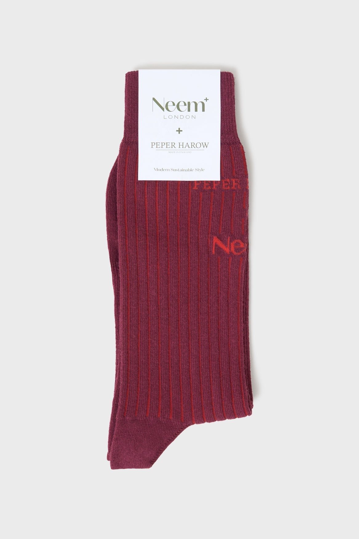 Chaussettes côtelées bordeaux pour homme en coton recyclé britannique