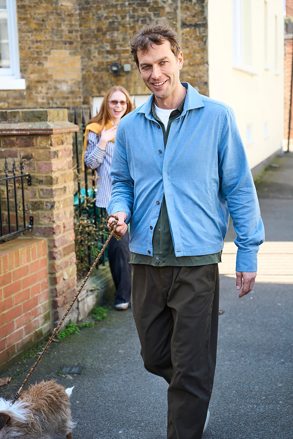 Blouson court en chambray bleu italien recyclé