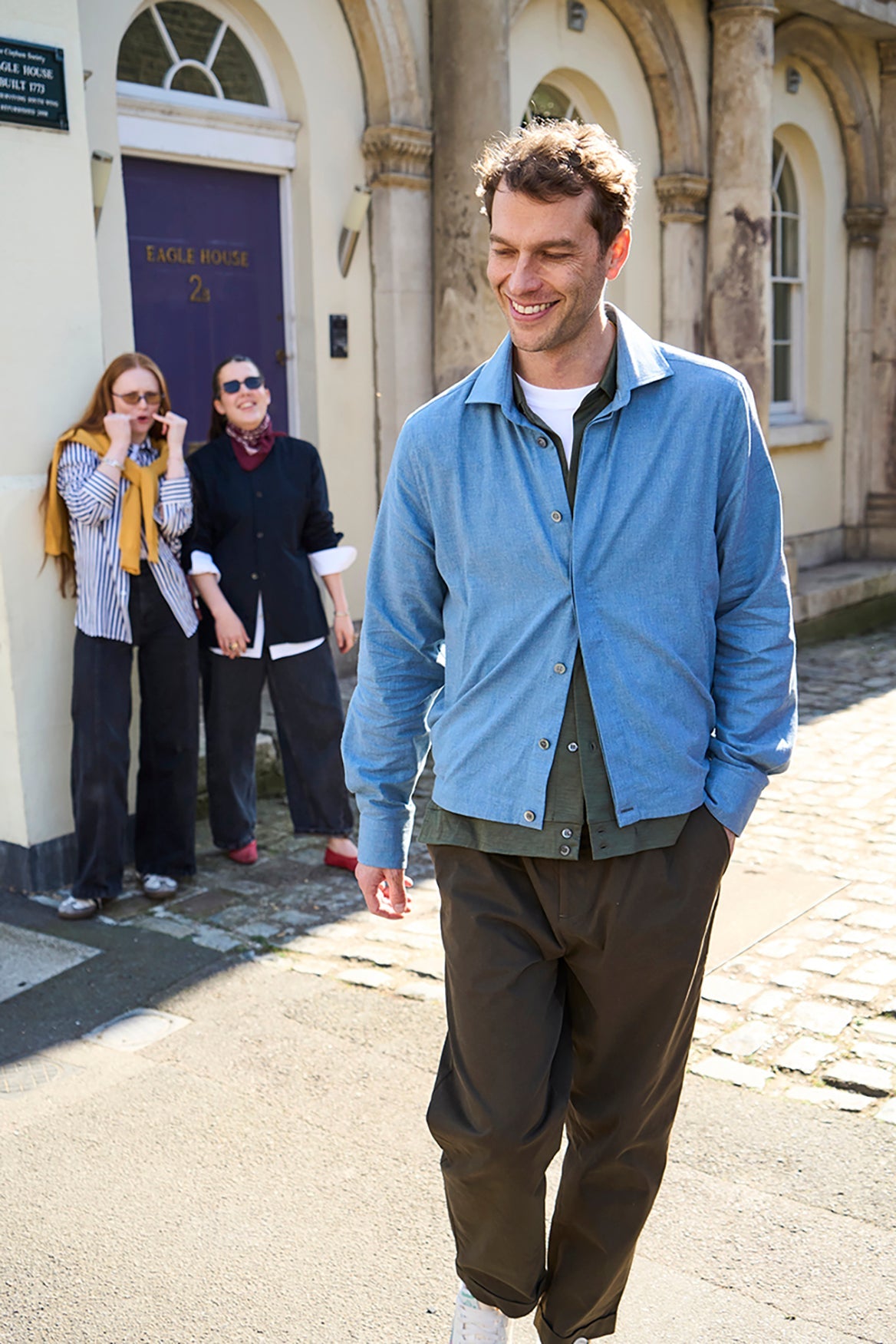 Blouson court en chambray bleu italien recyclé